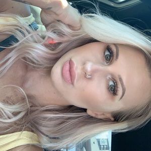 Meet your Posher, Paulina